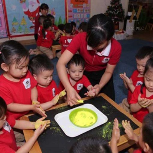 Đồng Phục Mần Non Áo Đỏ Quần Đen DPMN5